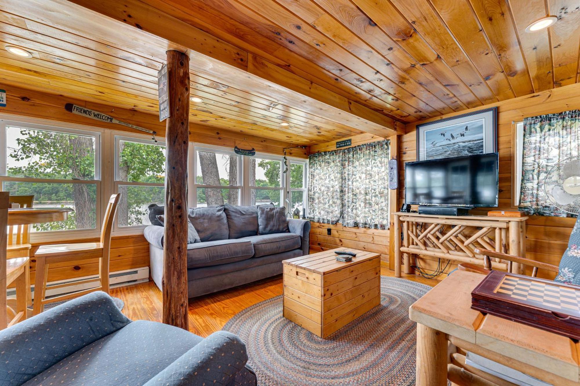 Waterfront Home On Lake Champlain With Dock And Kayaks Orwell Exterior photo