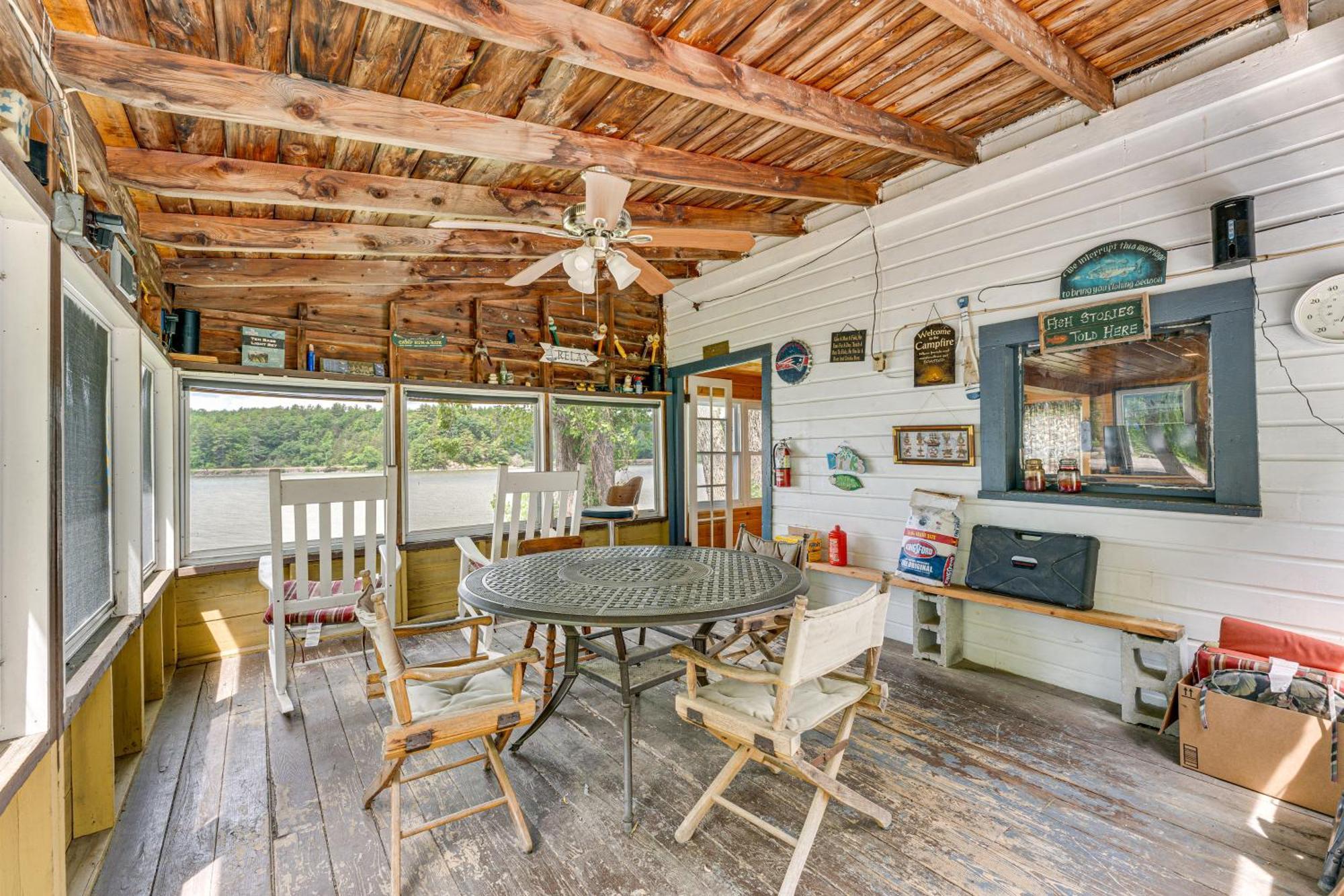 Waterfront Home On Lake Champlain With Dock And Kayaks Orwell Exterior photo