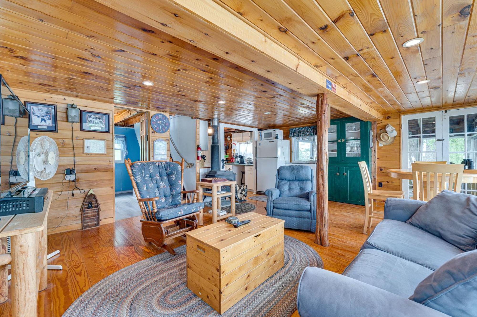 Waterfront Home On Lake Champlain With Dock And Kayaks Orwell Exterior photo